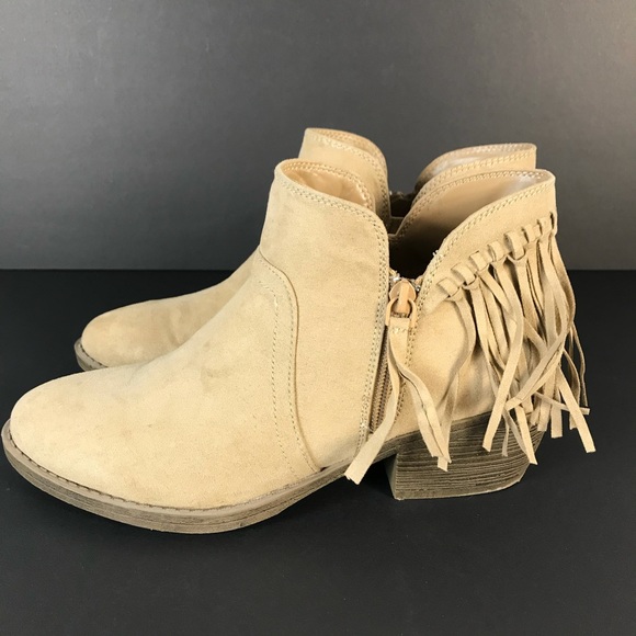 AE faux leather tassel ankle boots - Picture 7 of 9